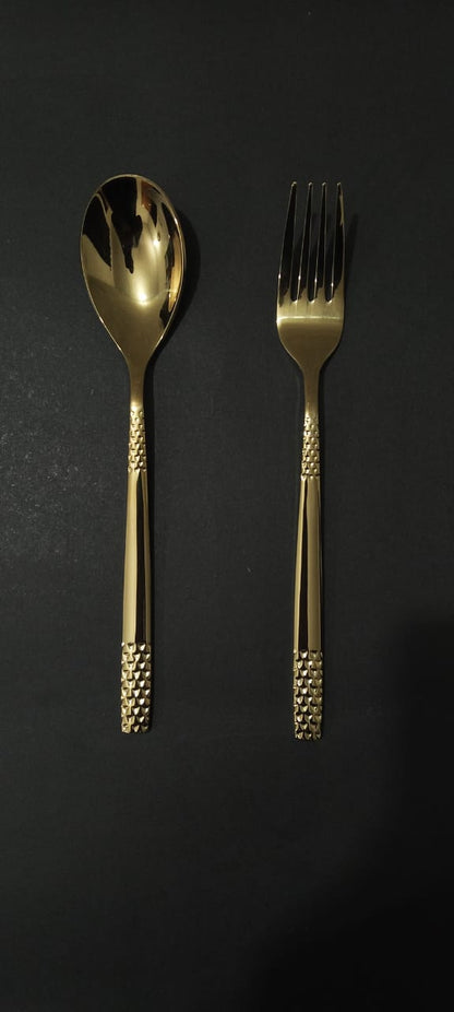 Luxury Golden Cutlery Set – 9 Pieces (3 Spoons, 3 Forks & 3 Knives)